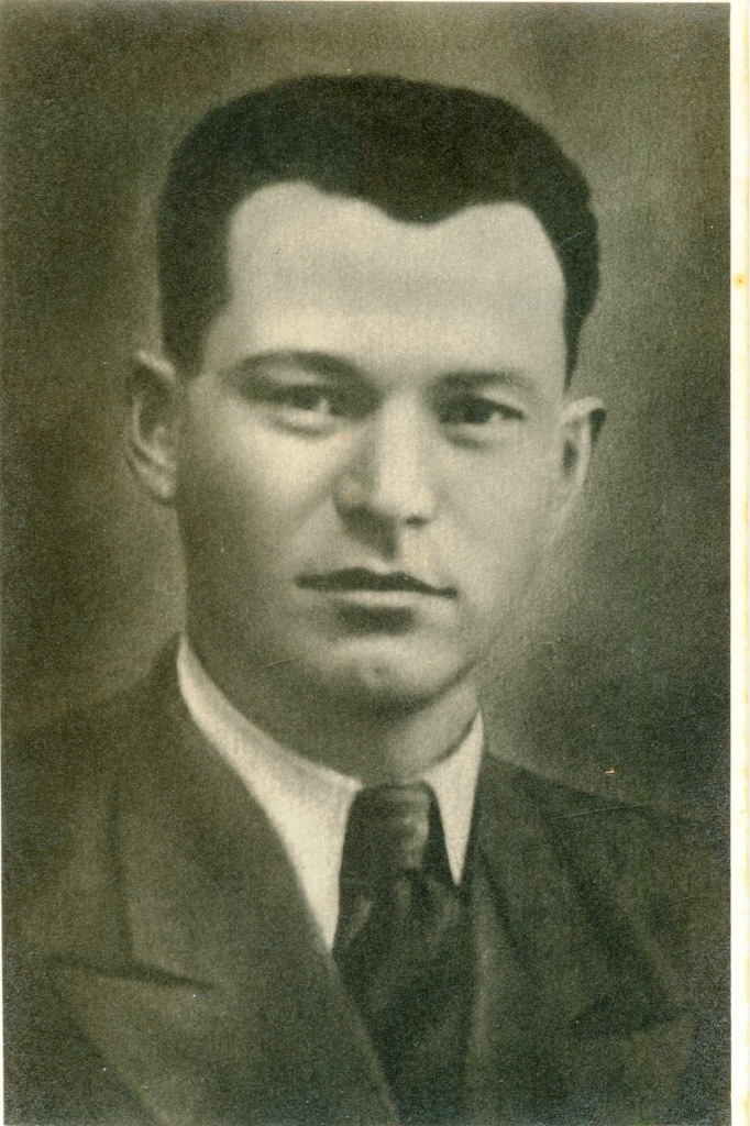 1941